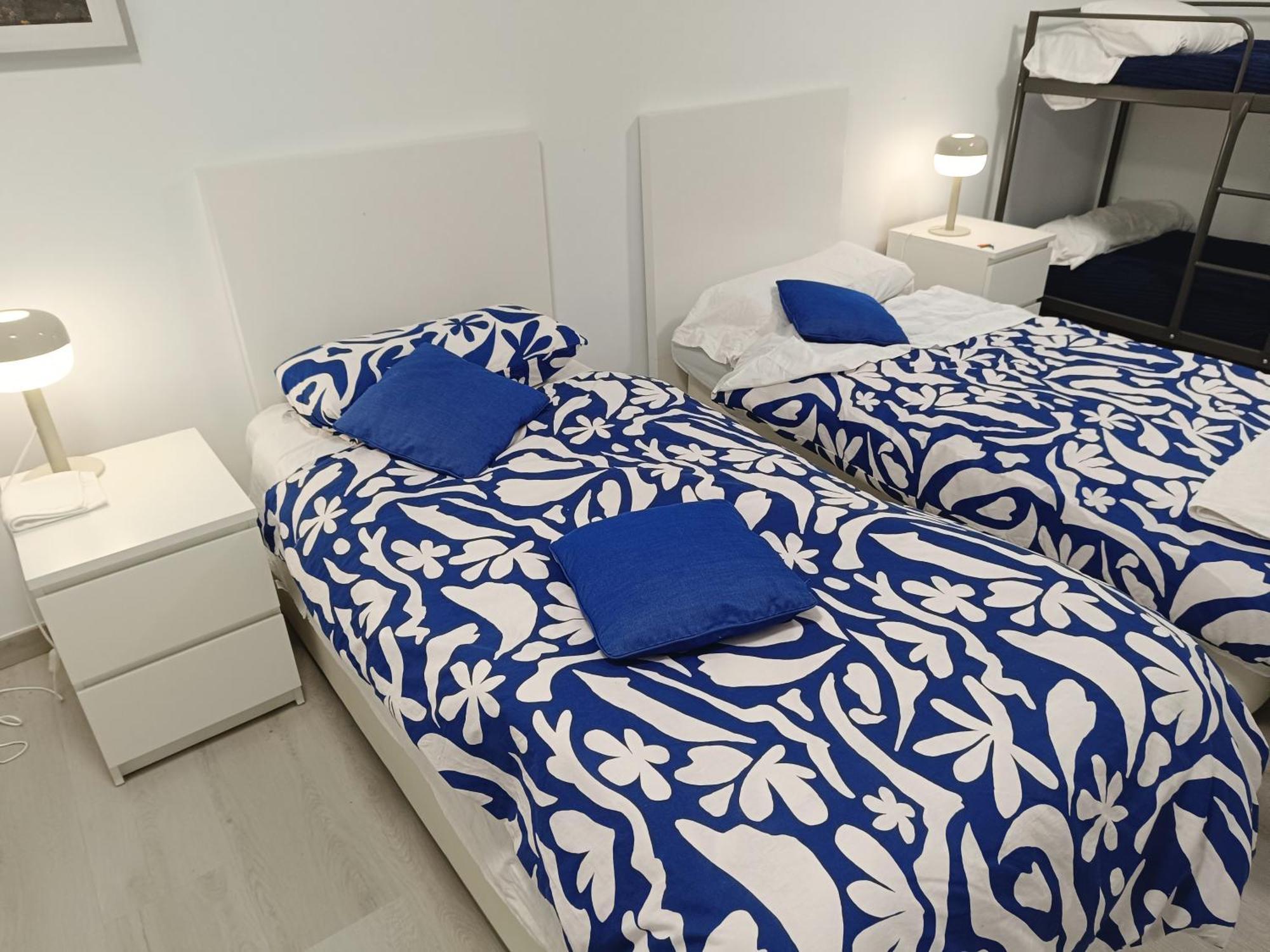 2-Centro Hab Compartida Masculina 8X Acomodação com café da manhã Madri Exterior foto